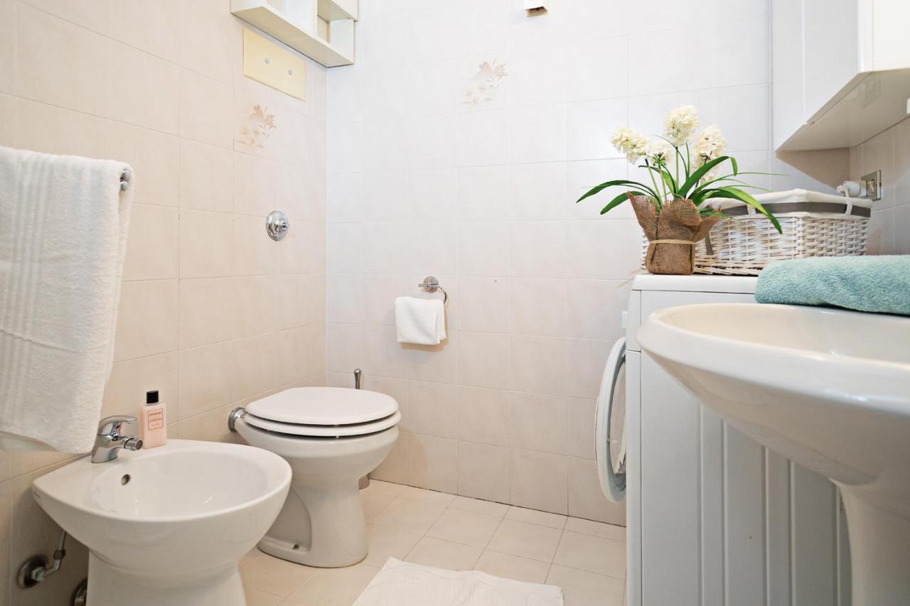 Apartment Ortensia - Regarda Travel Lazise Exterior foto