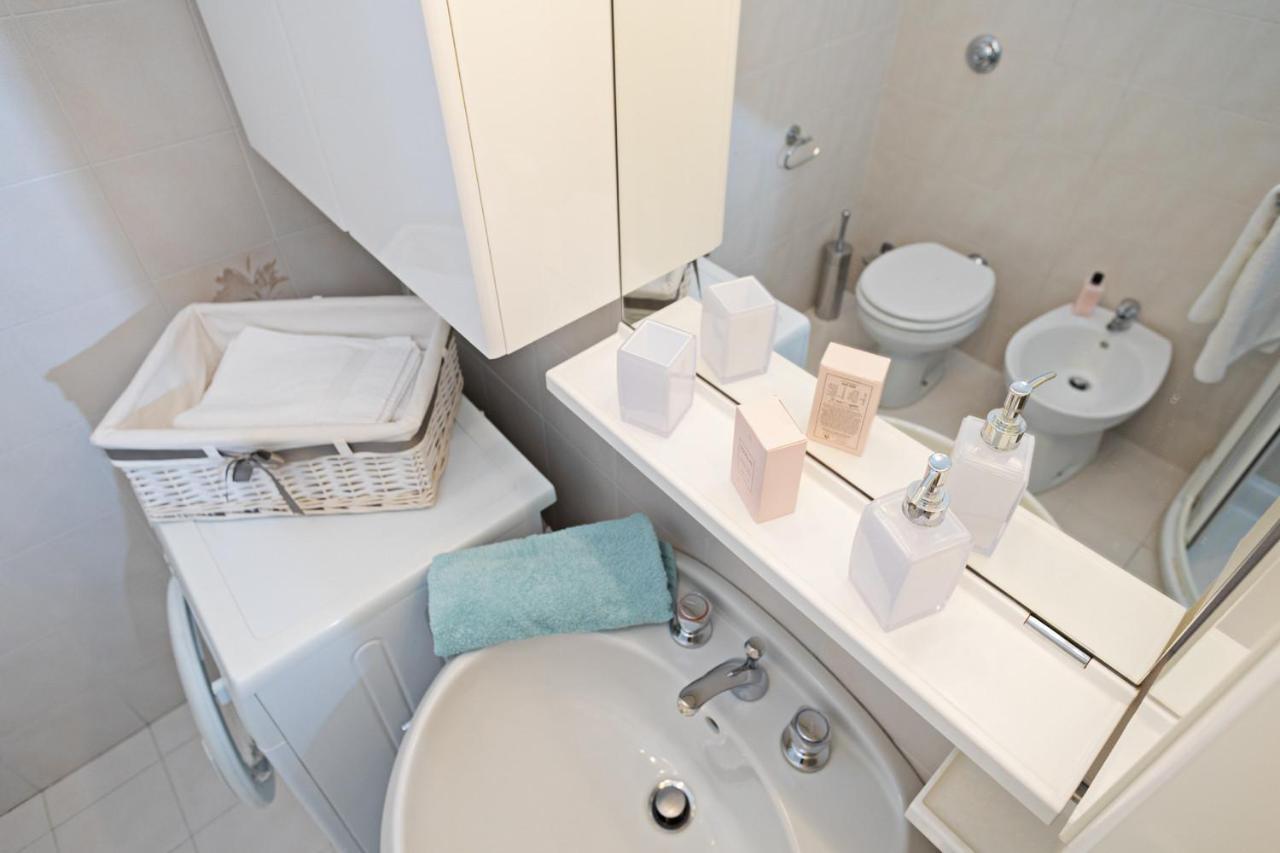 Apartment Ortensia - Regarda Travel Lazise Exterior foto